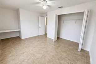 918 Marilyn Ave S, Lehigh Acres, FL 33974 - Photo 11