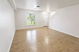918 Marilyn Ave S, Lehigh Acres, FL 33974 - Photo 3