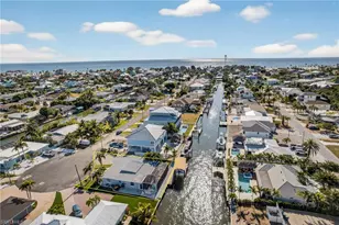 467 Madison Ct, Fort Myers Beach, FL 33931 - Photo 33