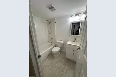 12642 Kenwood Ln #B, Fort Myers, FL 33907 - Photo 11