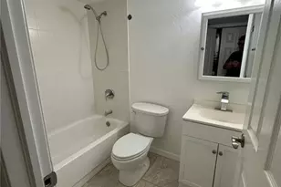 12642 Kenwood Ln, Fort Myers, FL 33907 - Photo 11