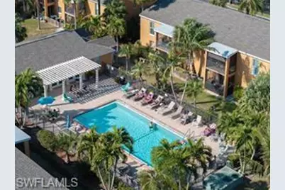 12642 Kenwood Ln #B, Fort Myers, FL 33907 - Photo 1