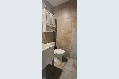 1931 Custom Dr, Fort Myers, FL 33907 - Photo 15