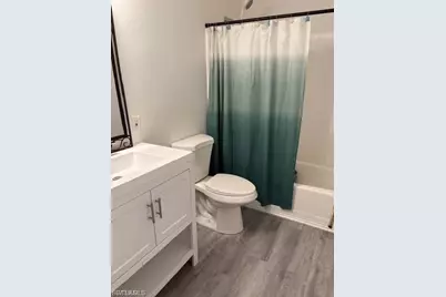 818 SW 8th Ct, Cape Coral, FL 33991 - Photo 11