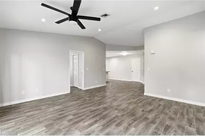 15771 Treasure Island Ln, Fort Myers, FL 33905 - Photo 5