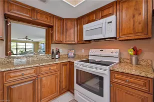 1123 SW Pine Ln, Cape Coral, FL 33991 - Photo 15