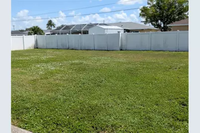 2215 SE 8th Ave, Cape Coral, FL 33990 - Photo 27