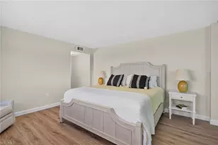 2929 W Gulf Dr, Sanibel, FL 33957 - Photo 19