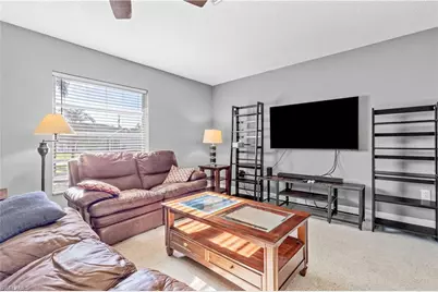 1402 SE 8th Pl, Cape Coral, FL 33990 - Photo 7