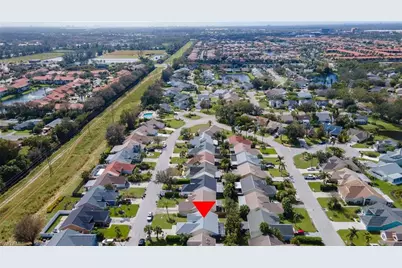 15069 Cloverdale Dr, Fort Myers, FL 33919 - Photo 19
