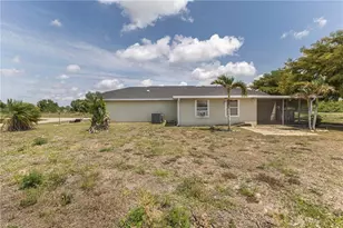 2623 NE 22nd Ave, Cape Coral, FL 33909 - Photo 9