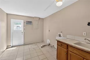 2623 NE 22nd Ave, Cape Coral, FL 33909 - Photo 29