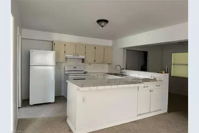 4048 Edgewood Ave, Fort Myers, FL 33916 - Photo 3