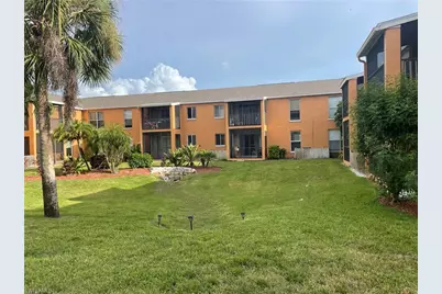 12656 Kenwood Ln #B, Fort Myers, FL 33907 - Photo 3