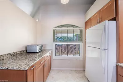 242 Newport Dr #509, Naples, FL 34114 - Photo 7