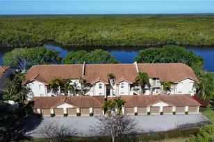 242 Newport Dr, Naples, FL 34114 - Photo 5