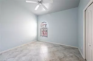 242 Newport Dr, Naples, FL 34114 - Photo 17