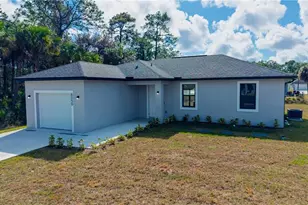 8050 Sherwood Cir, Labelle, FL 33935 - Photo 17