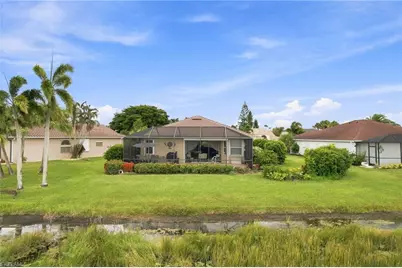 12833 Dresden Ct, Fort Myers, FL 33912 - Photo 5
