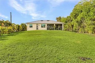 3742 Tangelo Dr, Saint James City, FL 33956 - Photo 23