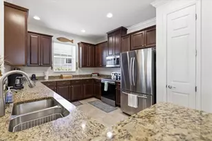 2612 Vareo Ct, Cape Coral, FL 33991 - Photo 7
