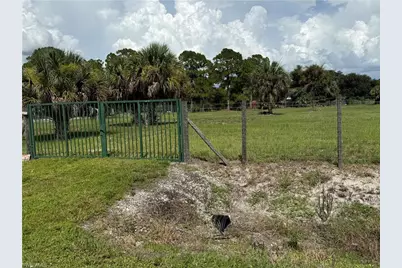 375 S Brida St, Clewiston, FL 33440 - Photo 3
