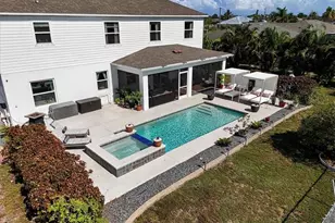 812 SW 11th Ct, Cape Coral, FL 33991 - Photo 29