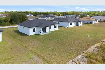 2913 24th St W, Lehigh Acres, FL 33976 - Photo 33