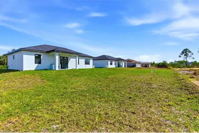 2913 24th St W, Lehigh Acres, FL 33976 - Photo 31