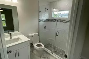 874/876 Duplex St E, Lehigh Acres, FL 33974 - Photo 17