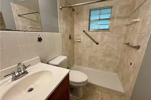 815 Courtington Ln, Fort Myers, FL 33919 - Photo 9