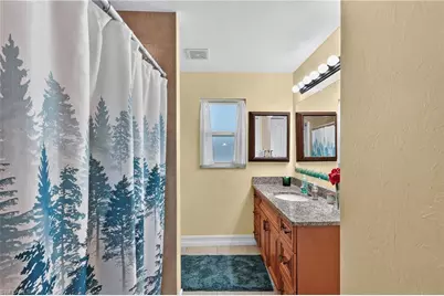 1150 SE 35th Ter, Cape Coral, FL 33904 - Photo 23