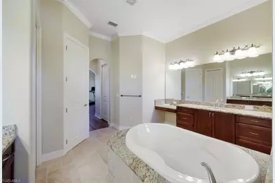 1621 SW 43rd Ter, Cape Coral, FL 33914 - Photo 17