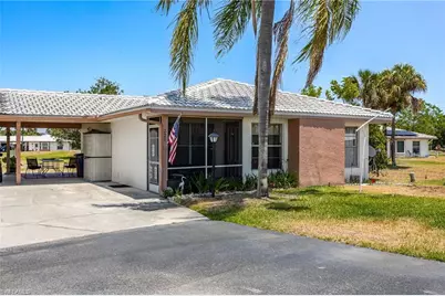 220 Oakmont Pkwy, Lehigh Acres, FL 33936 - Photo 41