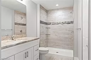 1322 NE 12th Pl, Cape Coral, FL 33909 - Photo 11