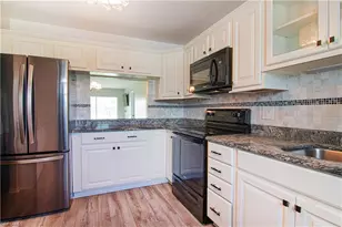 1262 Myerlee Country Club Blvd, Fort Myers, FL 33919 - Photo 5