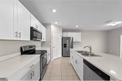 332 SW 29th Ave, Cape Coral, FL 33991 - Photo 25