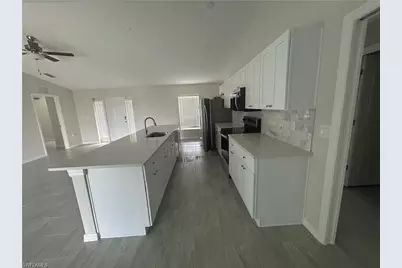 3200 NW 4th Pl, Cape Coral, FL 33993 - Photo 3