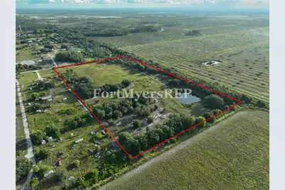23910 Tinas Ln, Fort Myers, FL 33913 - Photo 3