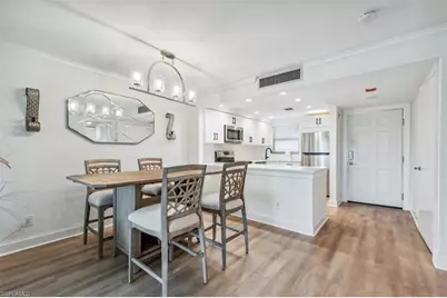 37 High Point Cir E #208, Naples, FL 34103 - Photo 5