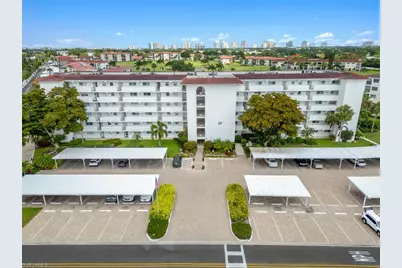 37 High Point Cir E #208, Naples, FL 34103 - Photo 19