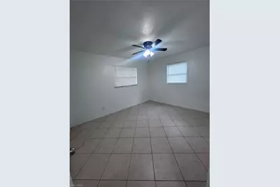 3900 Arnold Dr, Fort Myers, FL 33916 - Photo 11