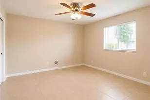 1138 SE 19th Ln, Cape Coral, FL 33990 - Photo 7