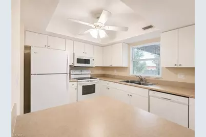 1138 SE 19th Ln, Cape Coral, FL 33990 - Photo 5