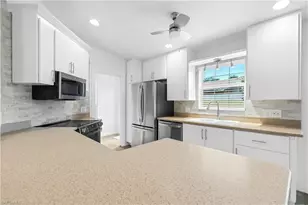 28869 Vermillion Ln, Bonita Springs, FL 34135 - Photo 13