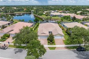 28869 Vermillion Ln, Bonita Springs, FL 34135 - Photo 35