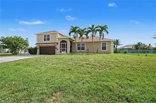 615 Nicholas Pkwy W, Cape Coral, FL 33991 - Photo 3