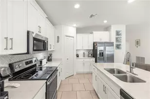 3813 Treasure Oak Wy, Fort Myers, FL 33905 - Photo 11