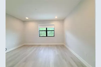 9045 Madrid Cir, Naples, FL 34104 - Photo 13