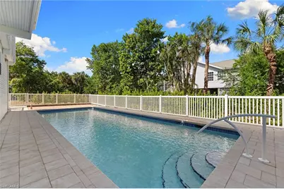 475 Las Tiendas Ln, Sanibel, FL 33957 - Photo 3